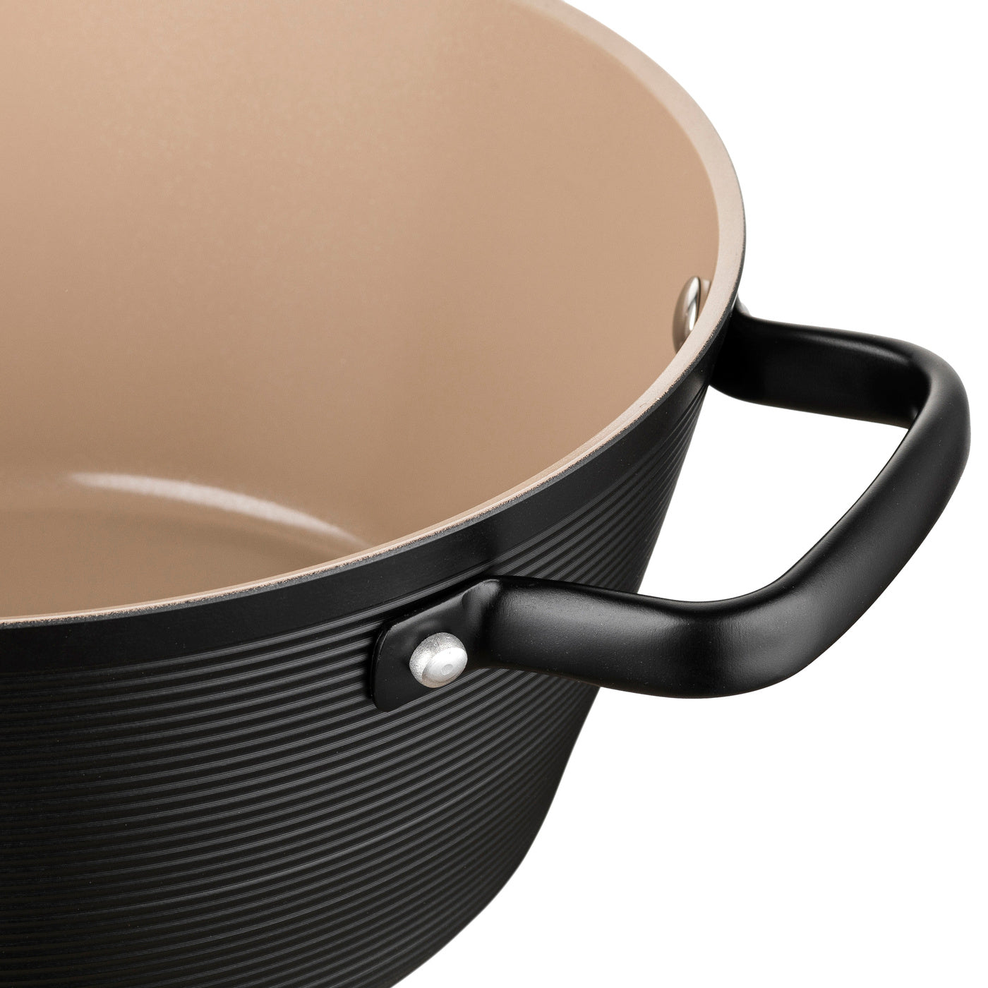 Garnek aluminiowy Carina Black by Mateusz Gessler 20 cm 2,2l