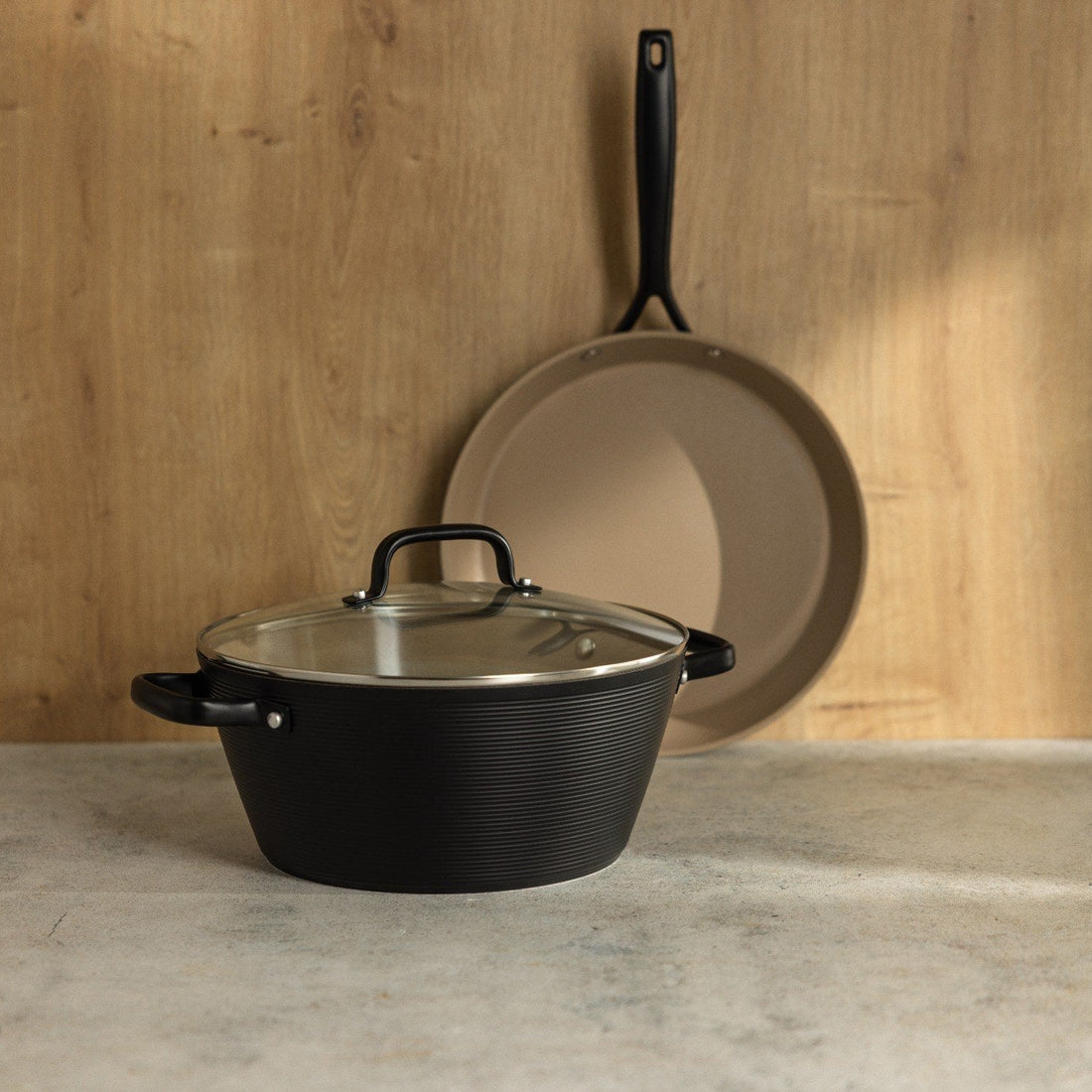 Zestaw garnek + patelnia aluminiowa Florina Carina Black 28 cm 28 cm