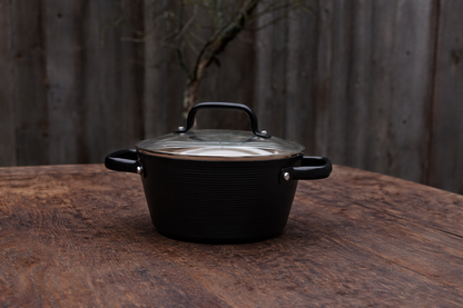 Garnek aluminiowy Carina Black by Mateusz Gessler 28 cm 5,2l