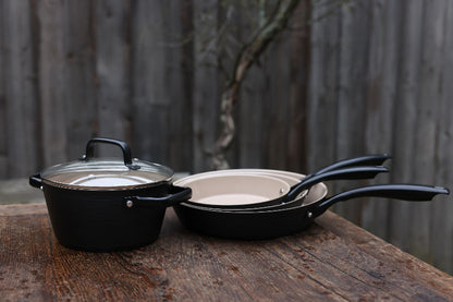Patelnia aluminiowa Carina Black 28 cm
