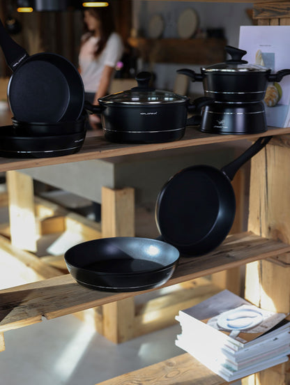 Zestaw 13 sztuk garnków FLORINA DELUX by mateusz gessler czarny