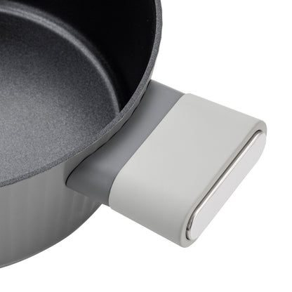 Garnek aluminiowy z pokrywką Florina Serrano 20 cm 2,1 l